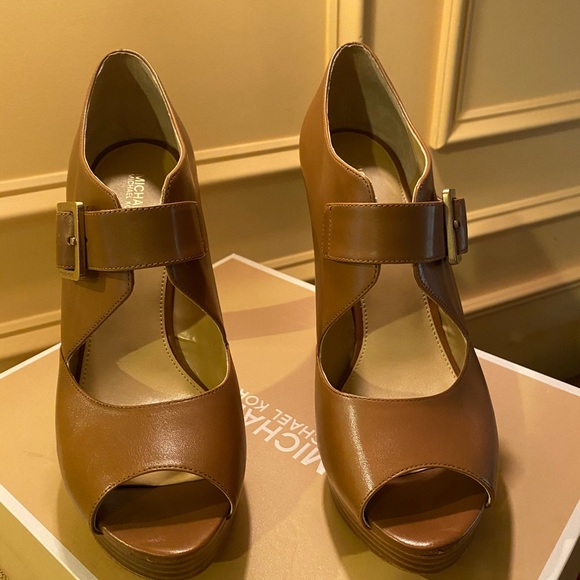 Meet your Posher, Inga - Picture 7 of 10